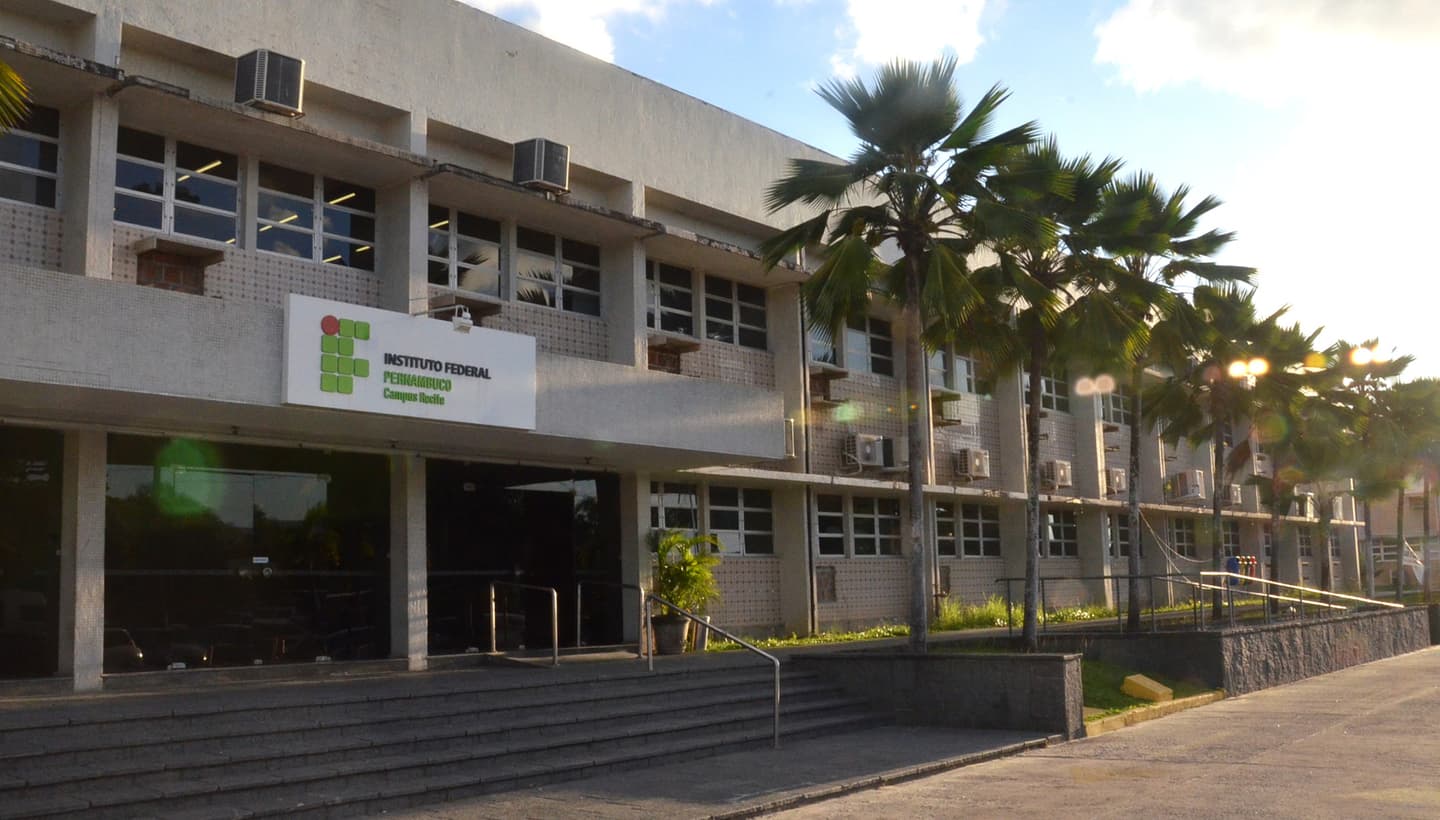 IFPE Recife informa sobre Renovação do Programa de Apoio à Manutenção Acadêmica do semestre letivo de 2026.2